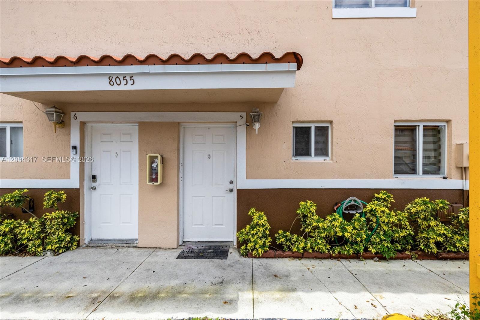 PARADISE VILLAS CONDO - Residential