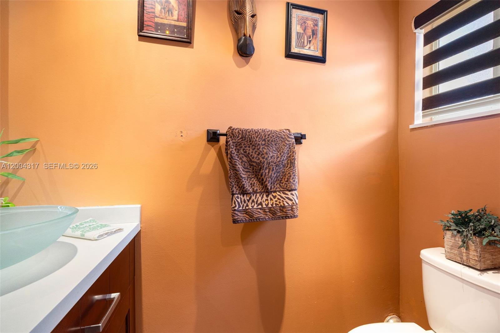 PARADISE VILLAS CONDO - Residential