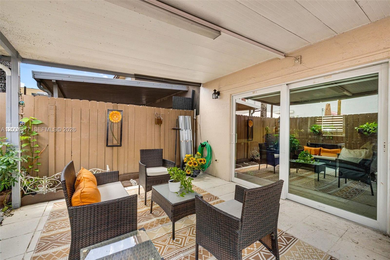 PARADISE VILLAS CONDO - Residential