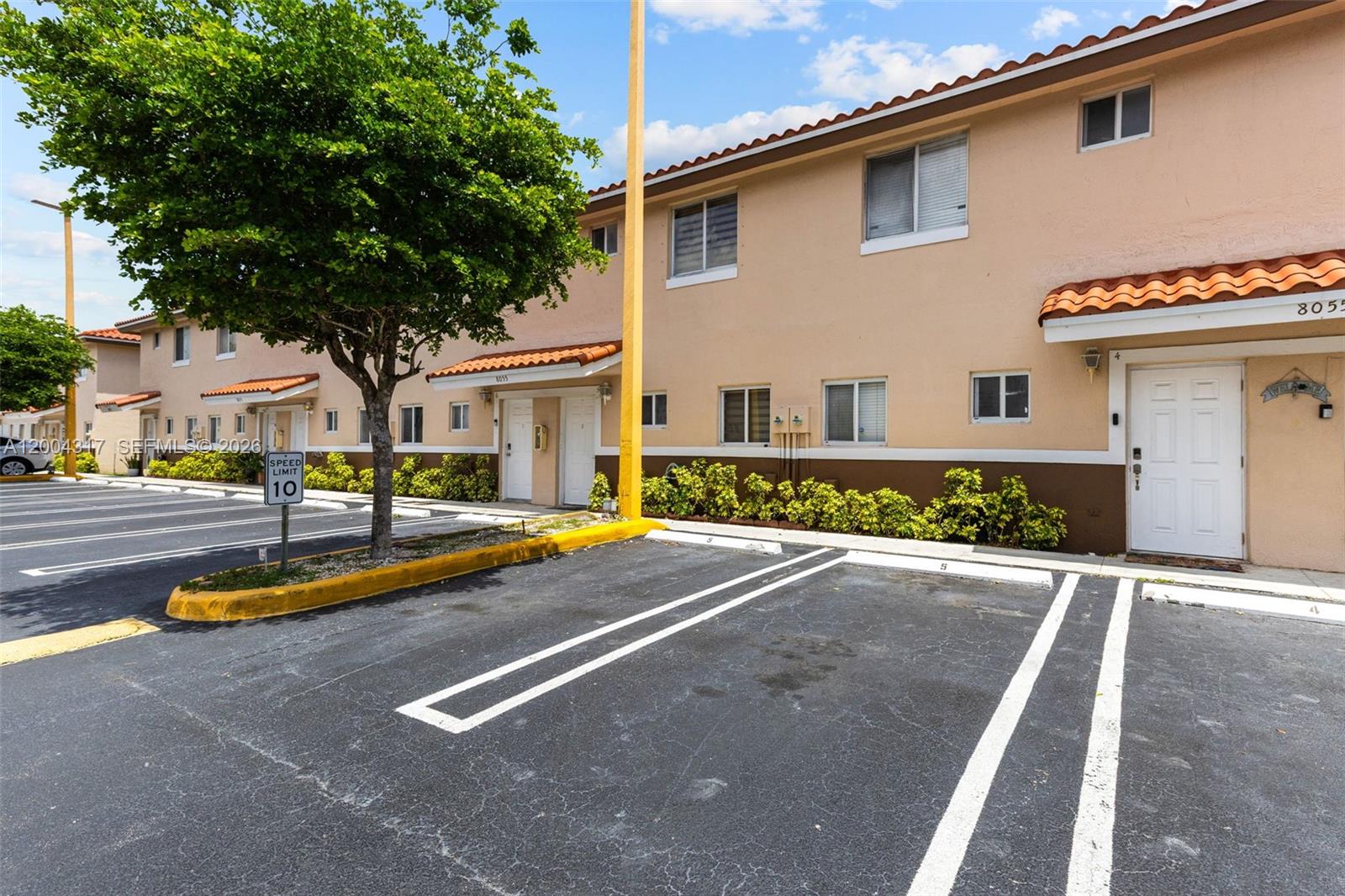 PARADISE VILLAS CONDO - Residential