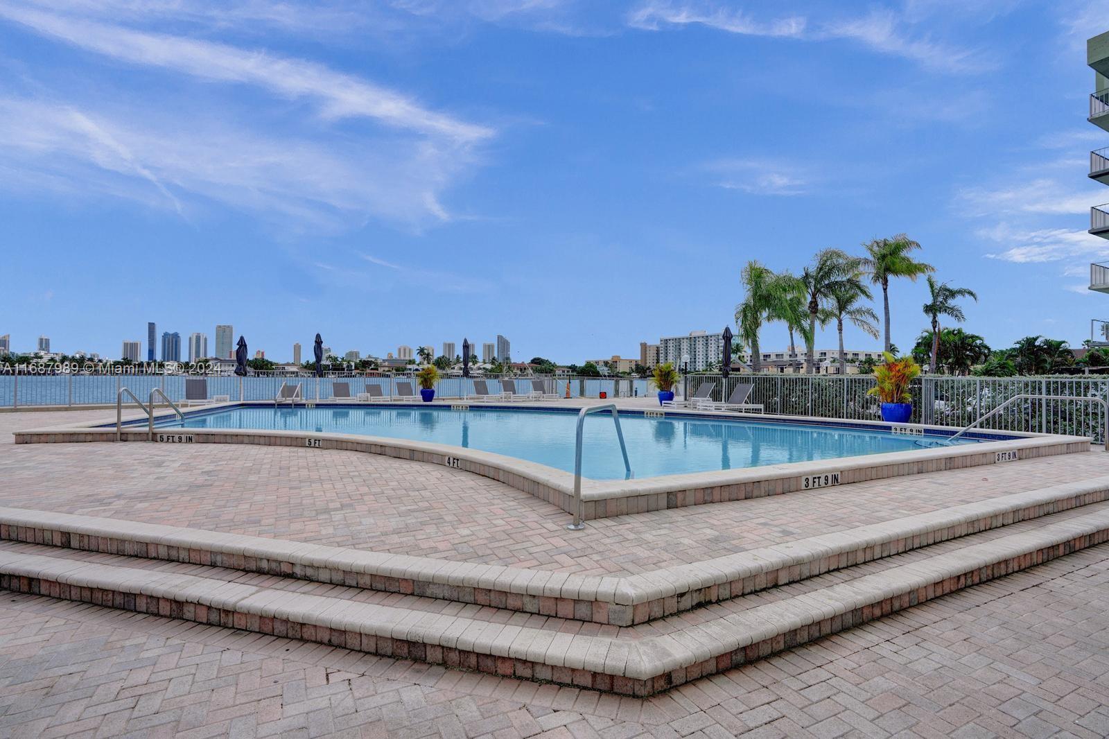 REEF SOUTH CONDO - Residential