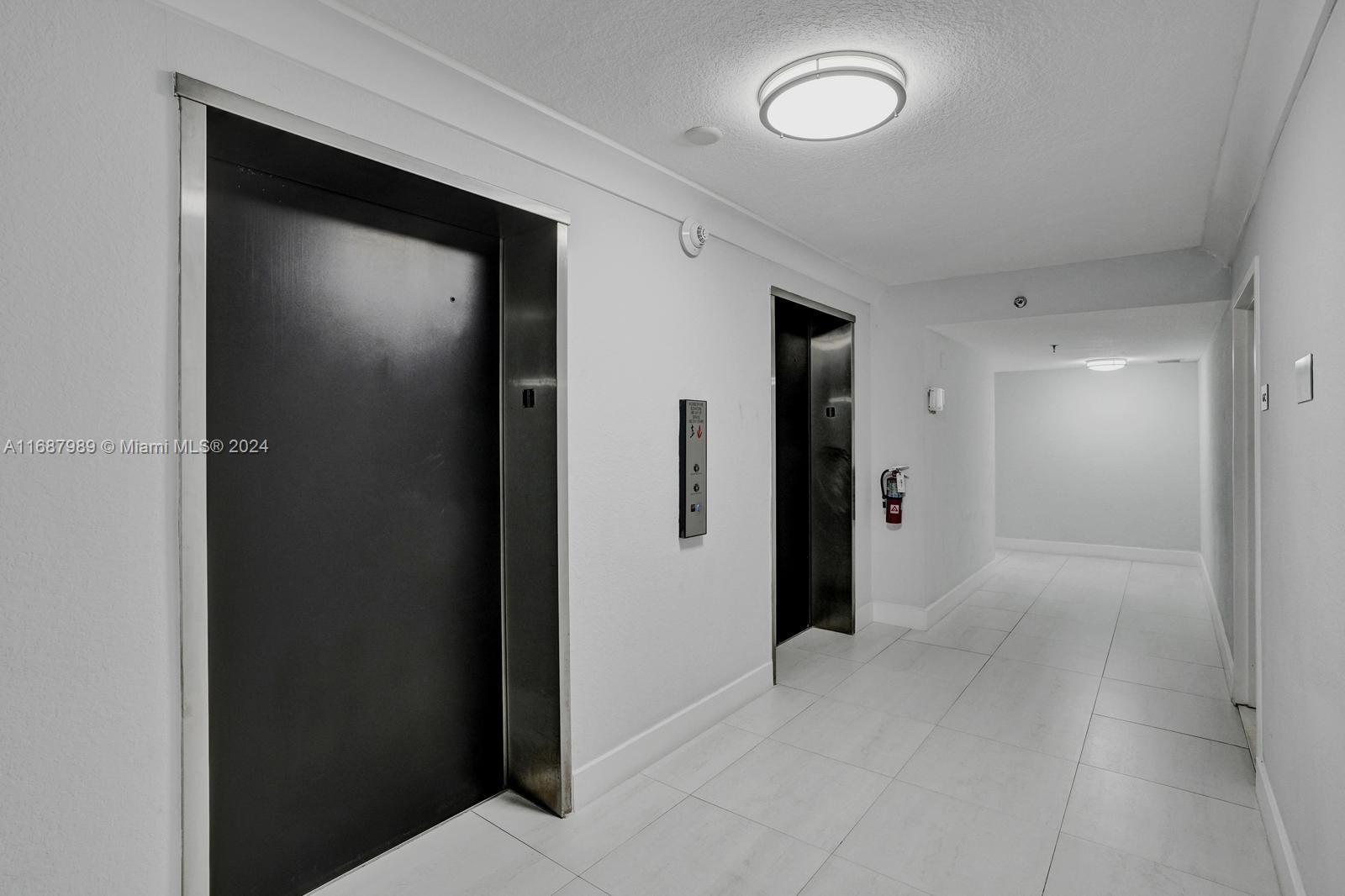 REEF SOUTH CONDO - Residential