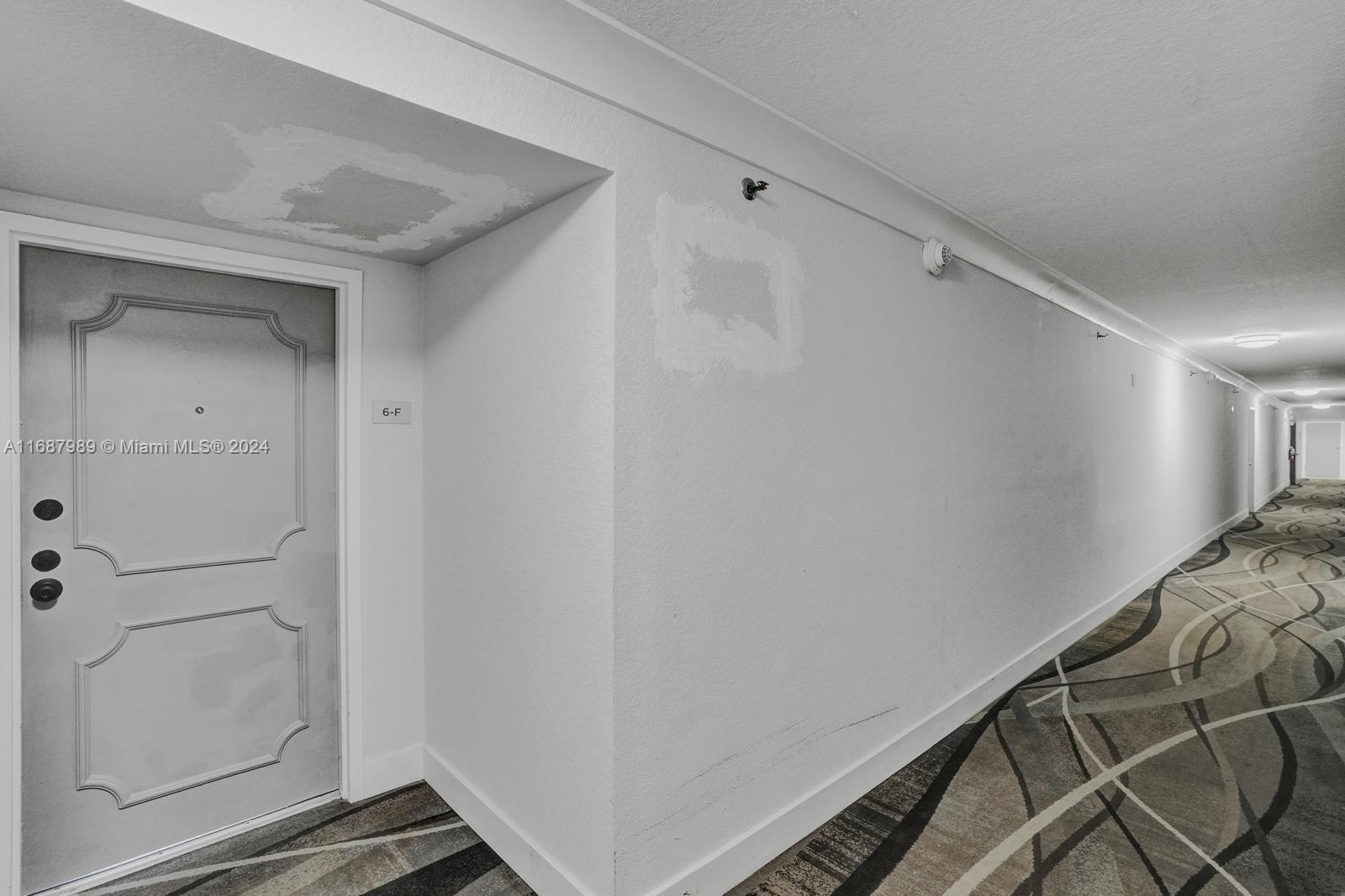 REEF SOUTH CONDO - Residential