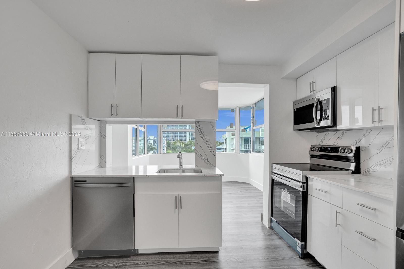 REEF SOUTH CONDO - Residential