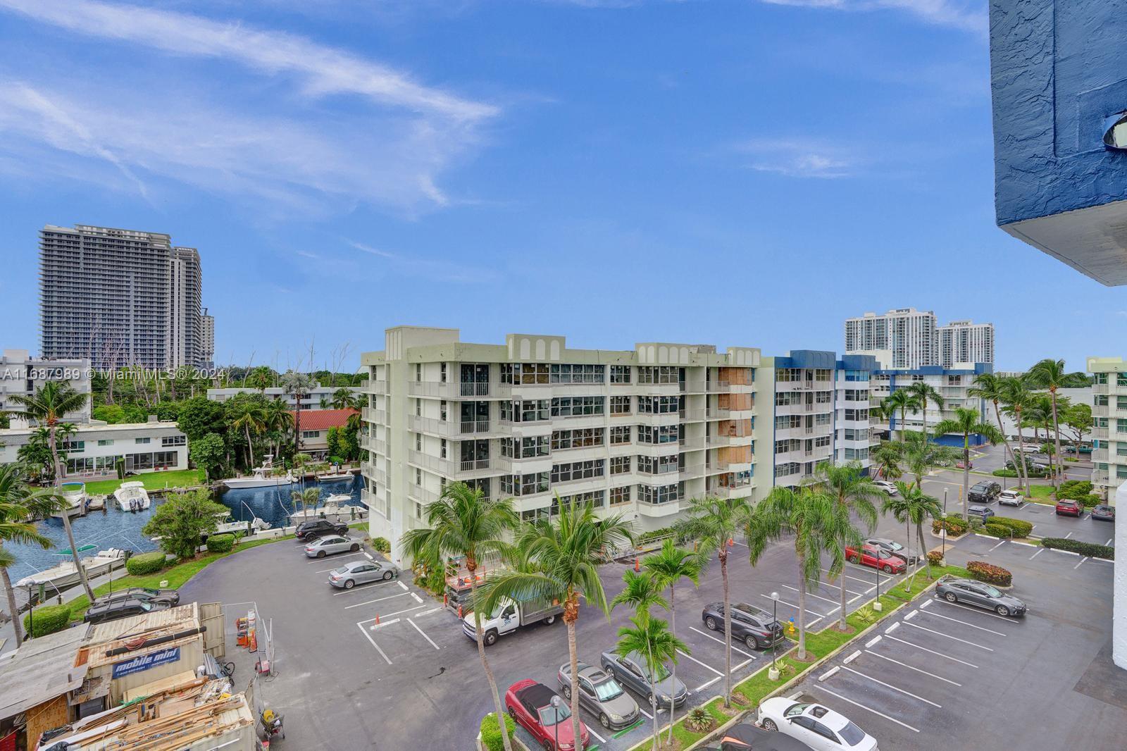 REEF SOUTH CONDO - Residential