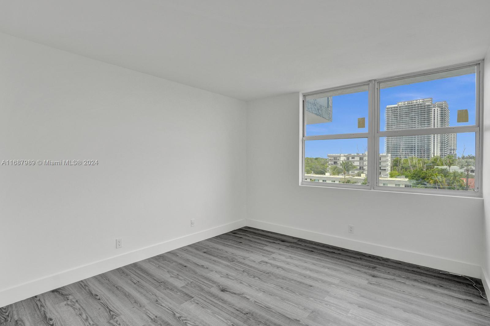REEF SOUTH CONDO - Residential
