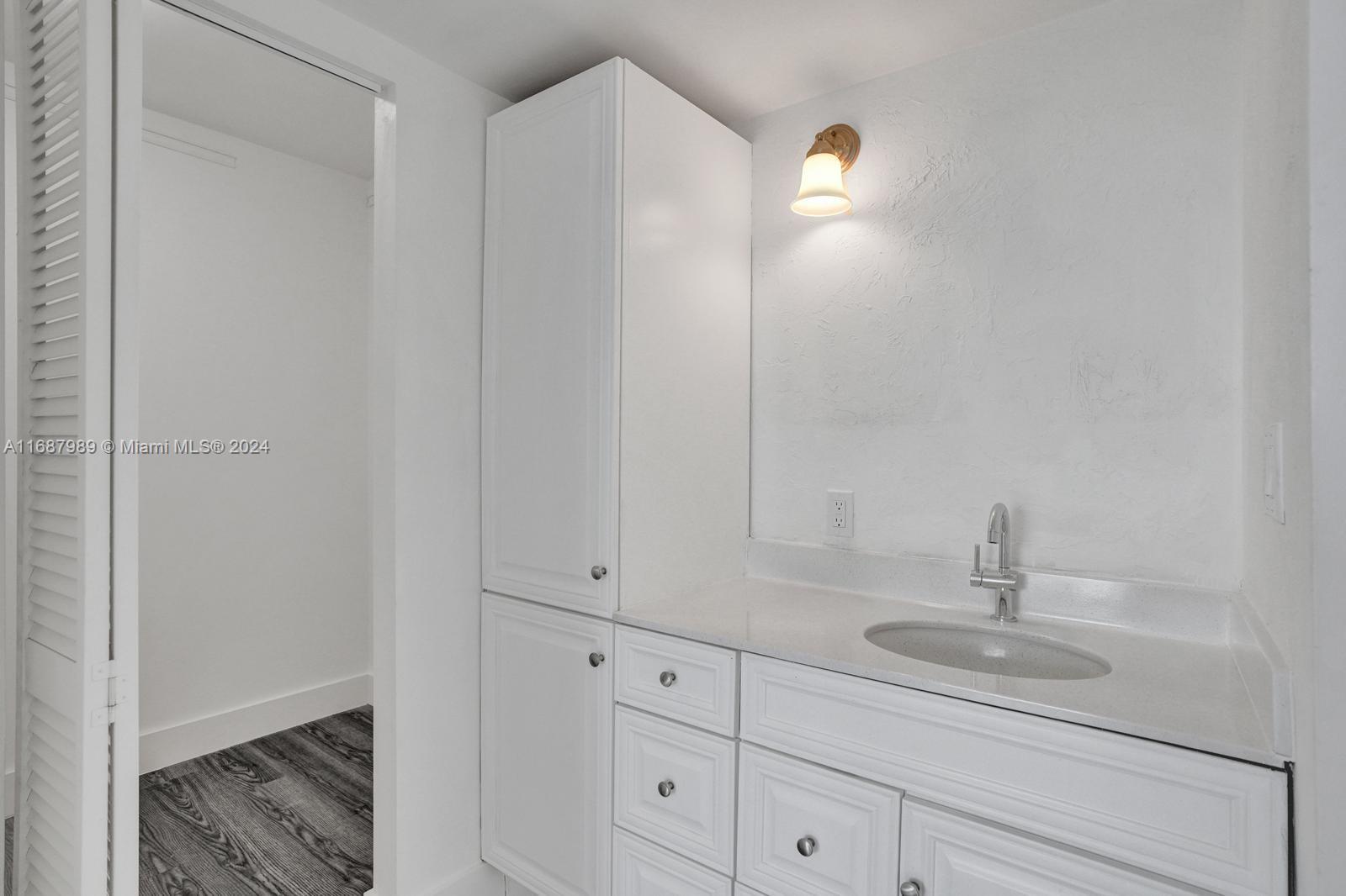 REEF SOUTH CONDO - Residential