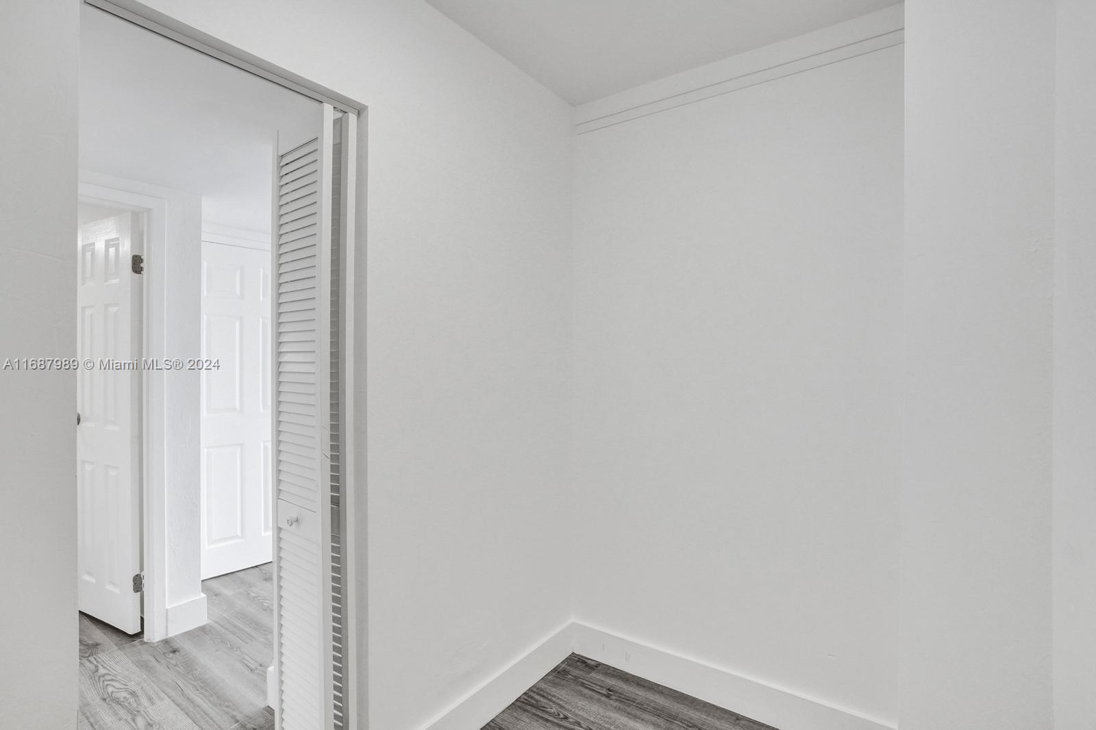 REEF SOUTH CONDO - Residential