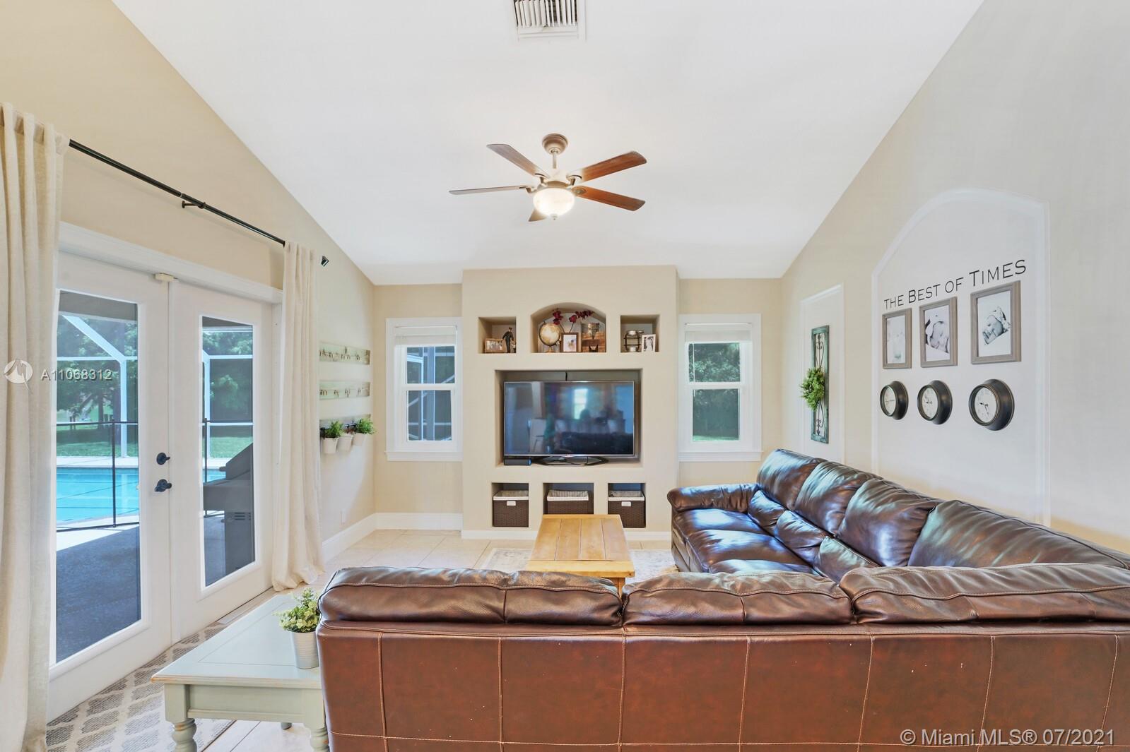 Loxahatchee - Residential