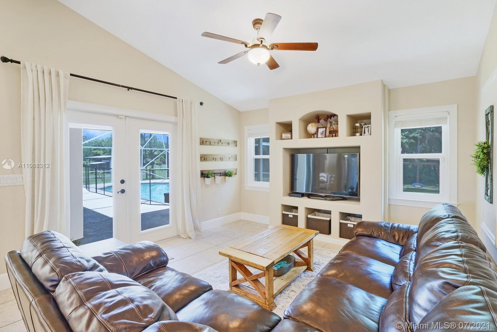 Loxahatchee - Residential