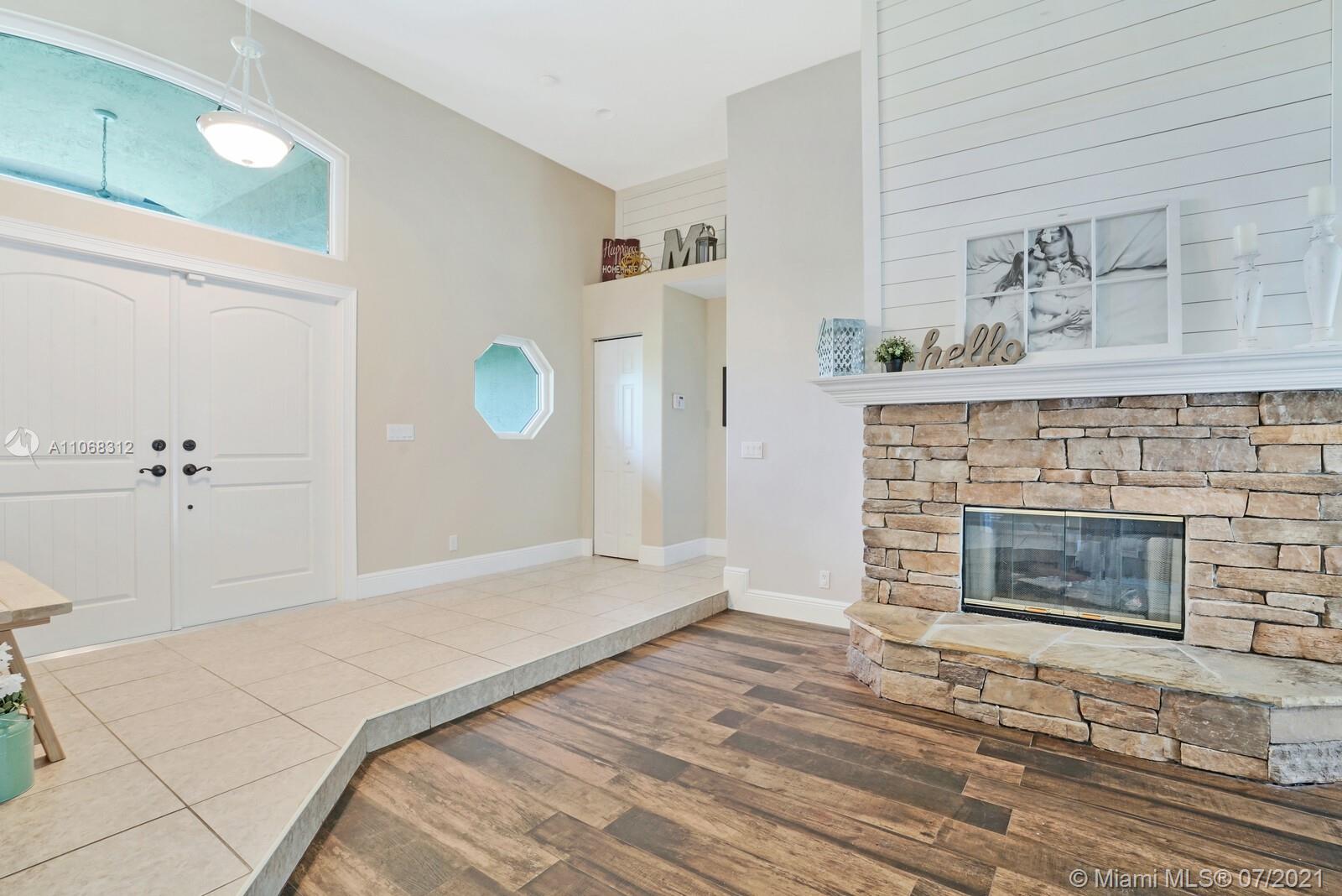 Loxahatchee - Residential