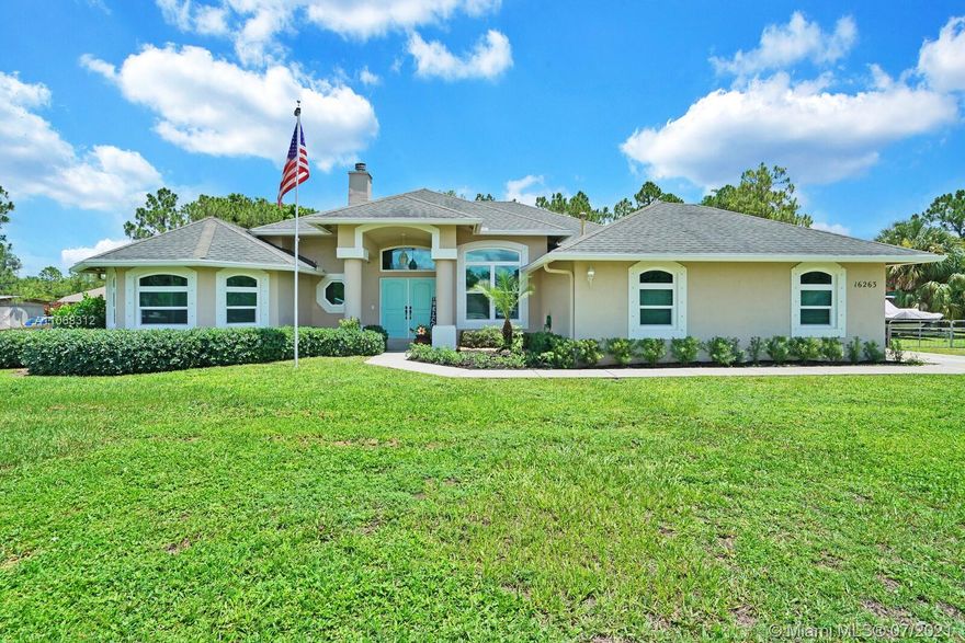 This beautifully updated pool home, sits on a 1.31 acre corner lot. Off the foyer is a sunken living room with a double sided fireplace. The open kitchen features granite countertops, stainless appliances, cherry cabinetry and breakfast nook. The formal dining room has a tray ceiling and wainscoting details. The large family room leads to the pool area. The Master suite offers wood flooring, and fireplace with entrance to the lanai and pool area. The en-suite master bath features an oversized walk-in shower with upgraded wall tile, wood ceiling, soaker tub, and dual sink quartz vanity. The two guest bedrooms are spacious and share a full sized bath. Relax on the screened lanai, overlooking the pool and fenced yard. Other features: interior laundry, central vac, shed, impact windows/doors.