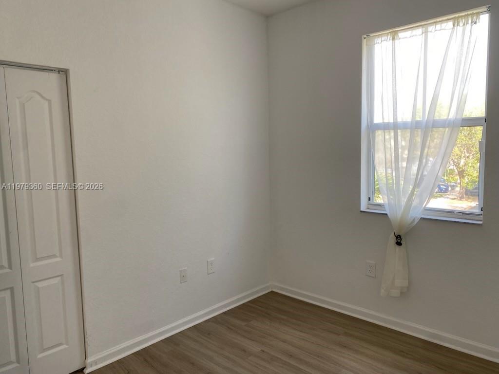 PORTOFINO POINTE - Residential