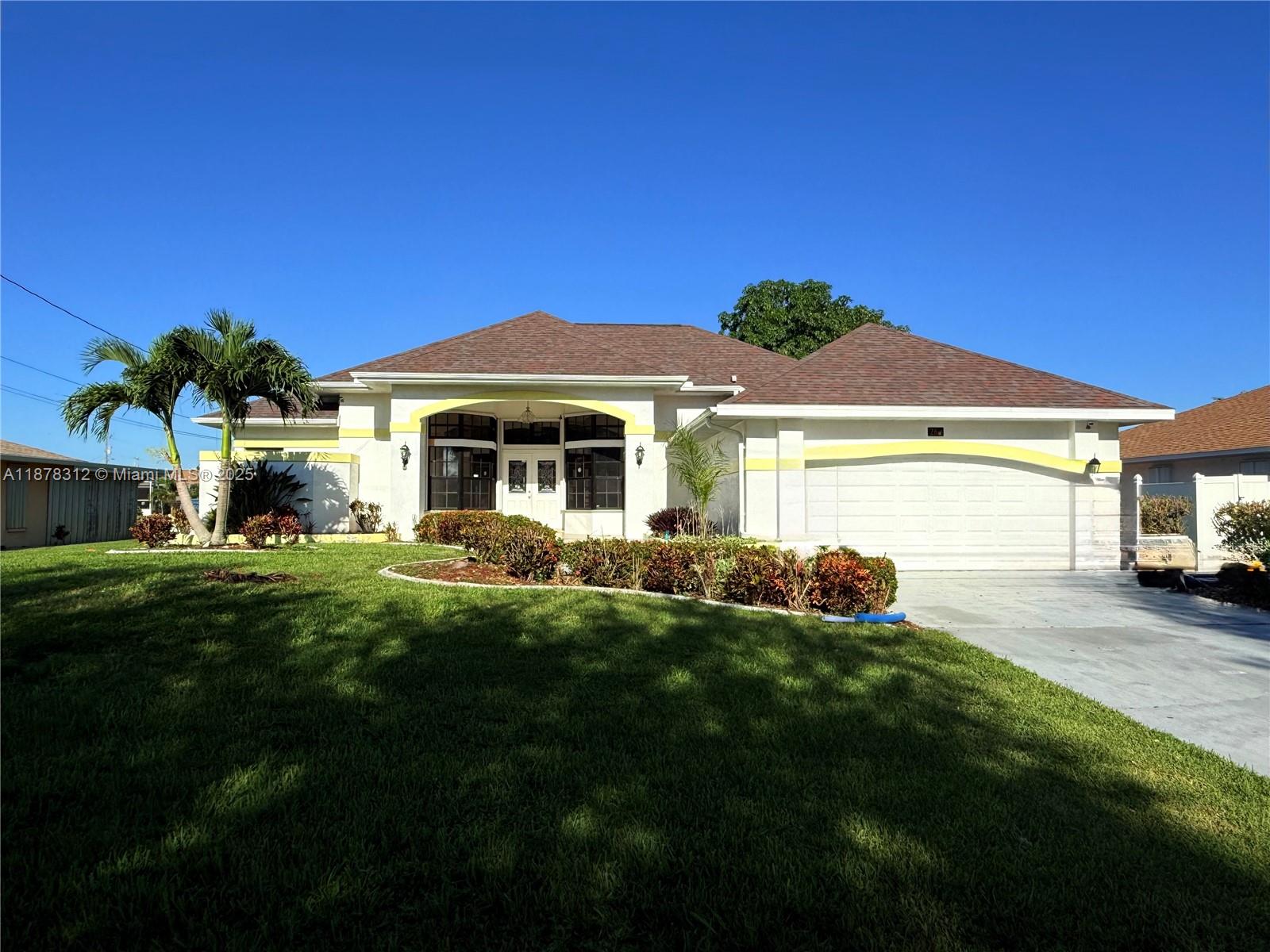 SELLER MOTIVATED. This beatiful property is very located in the heard of Cape Coral, perfect for AIRBNB or as a home investment. All Assesments paid and no flood required.Don't miss opportunity to own a pieceof Florida waterfront Paradice. You have to see it.