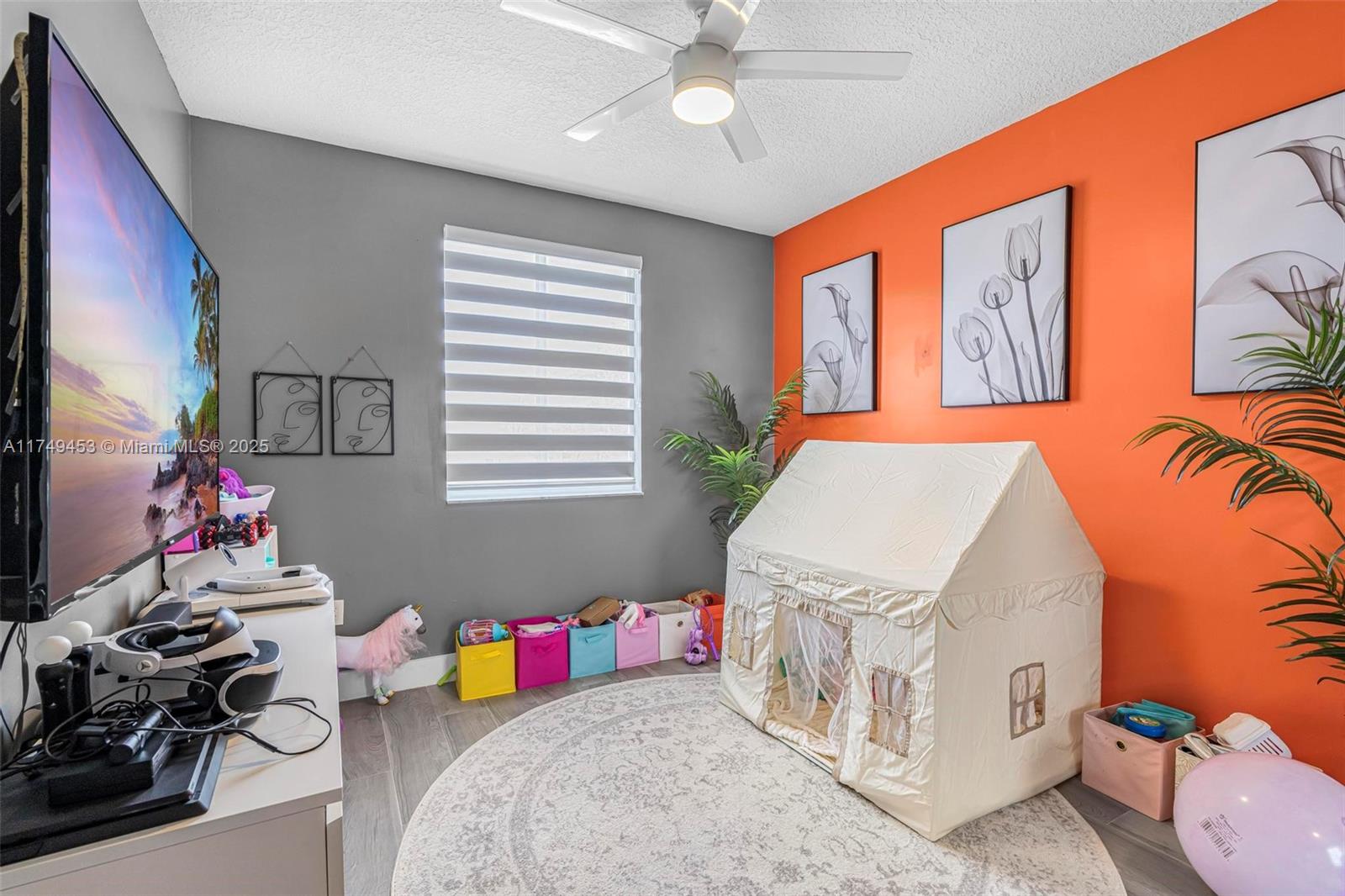 MIRAMAR PATIO HOMES - Residential