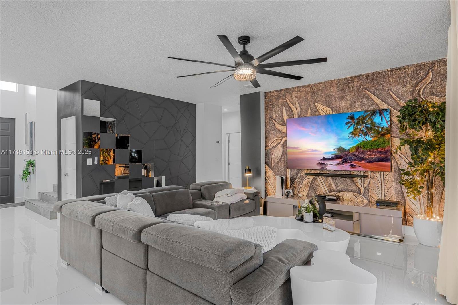 MIRAMAR PATIO HOMES - Residential