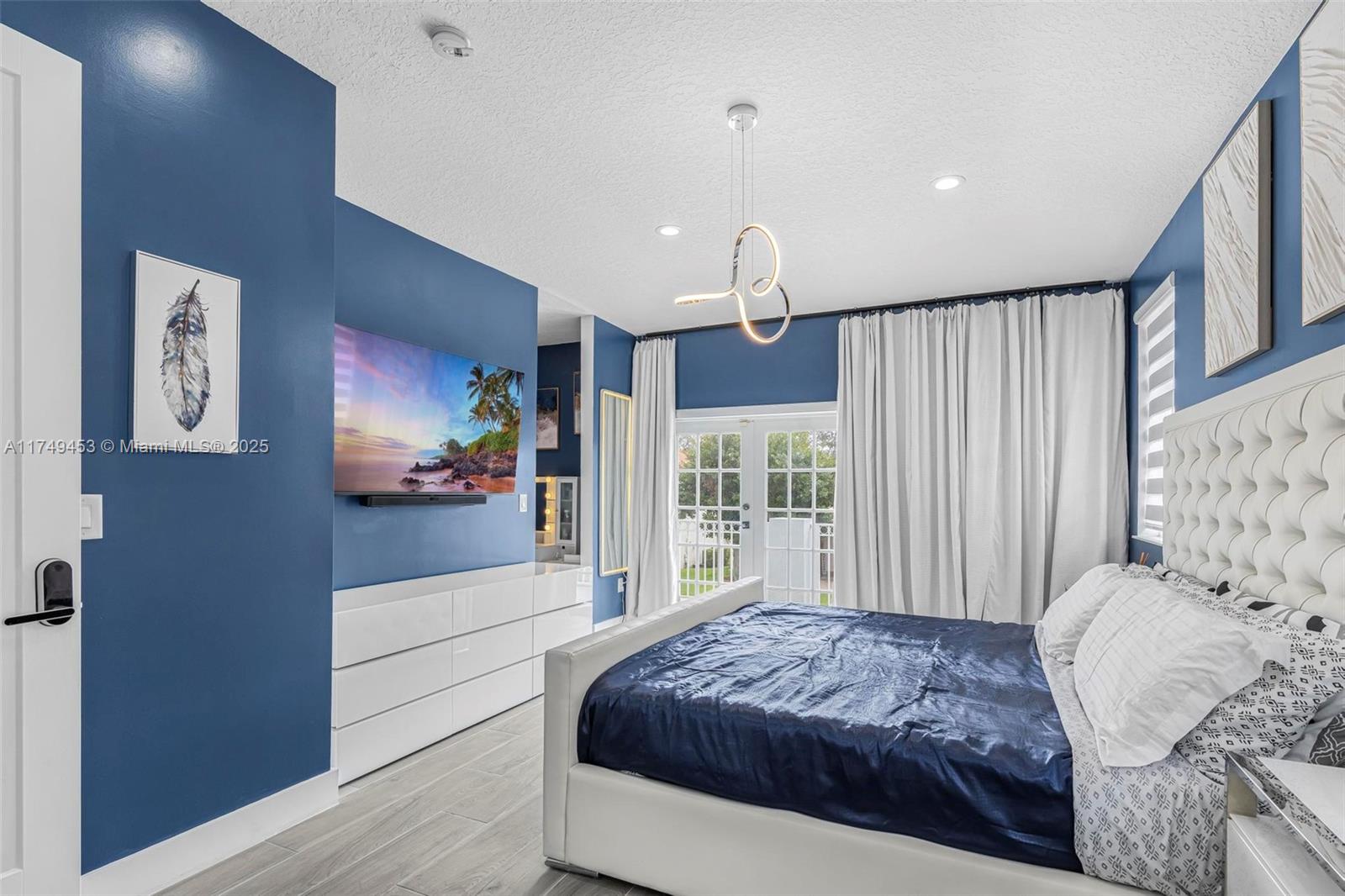 MIRAMAR PATIO HOMES - Residential