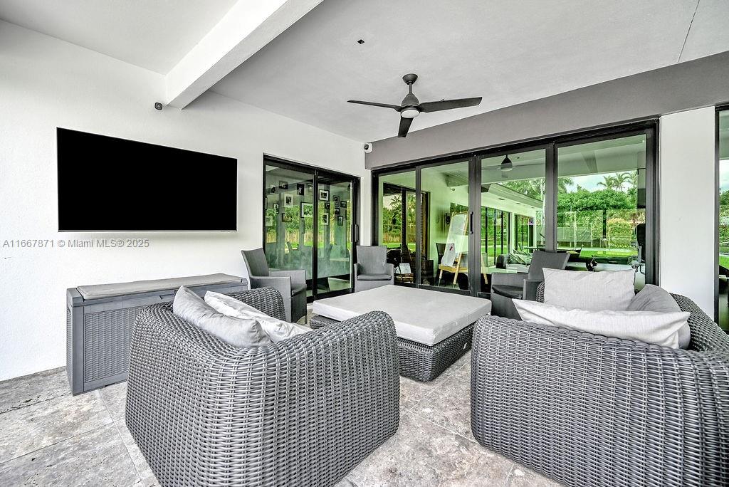 MONTGOMERY GROVES ESTATES - Residential