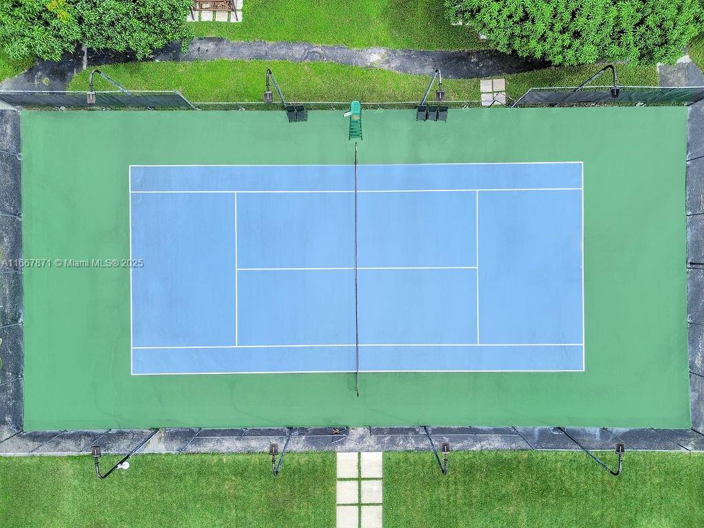 MONTGOMERY GROVES ESTATES - Residential