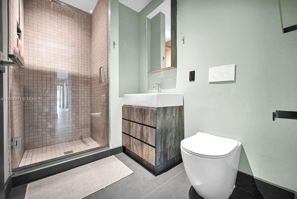 MONTGOMERY GROVES ESTATES - Residential