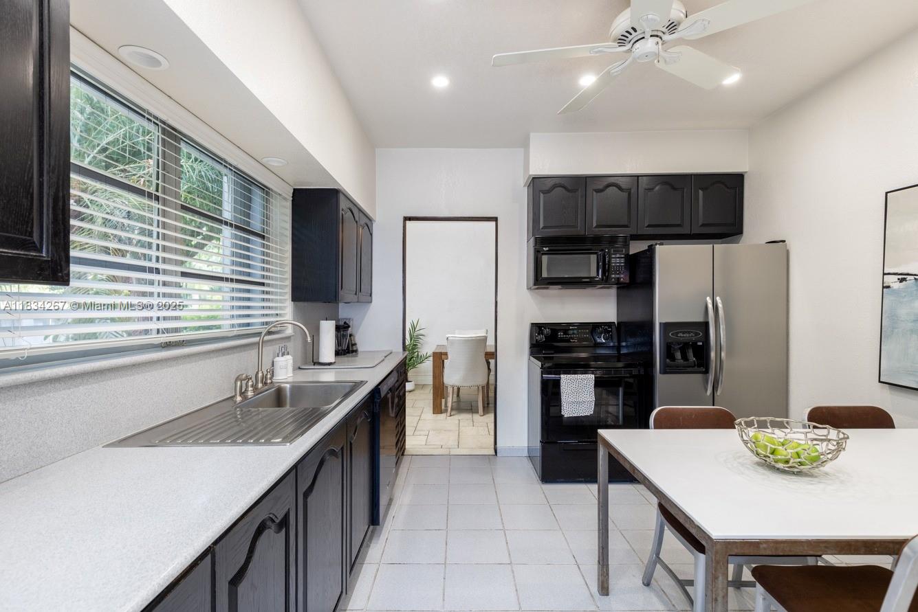 1134 Harrison St 1134