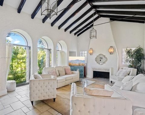 1134 Harrison St 1134 Hollywood FL 33019