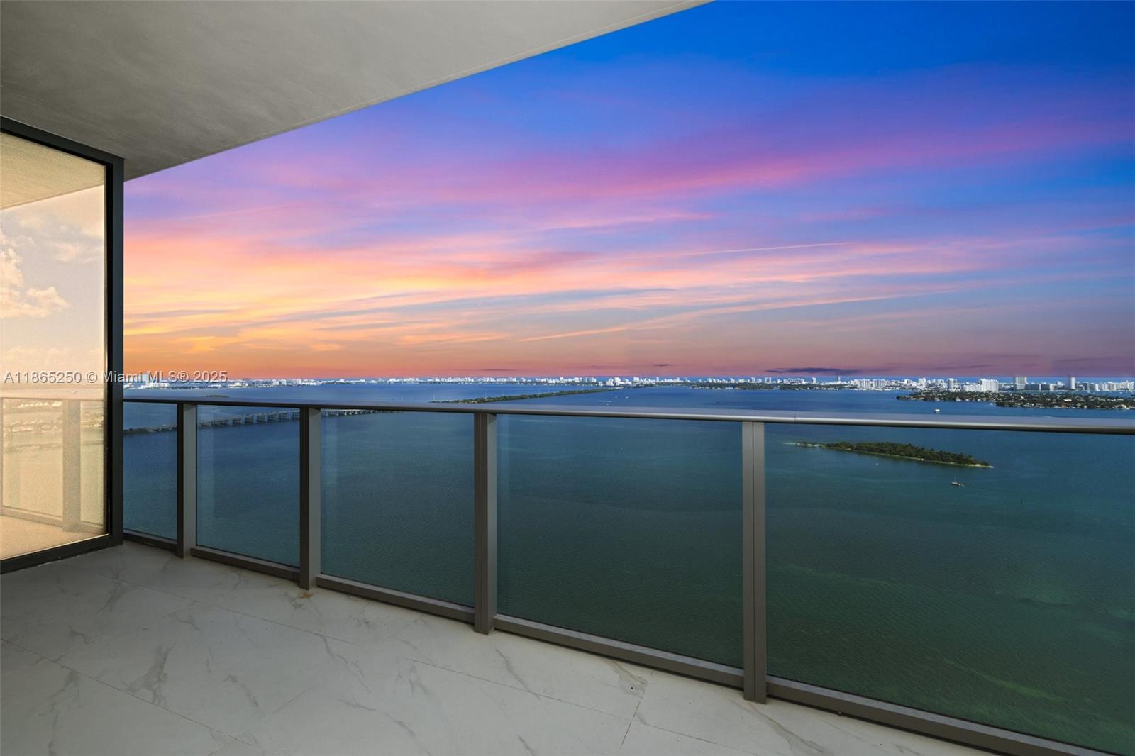 ARIA RESERVE - Residential Lease