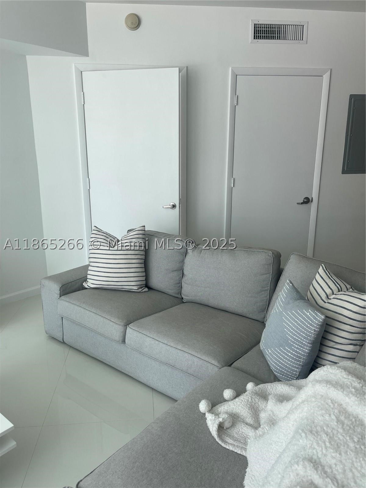 350 S Miami Ave 1108, Miami FL 33130