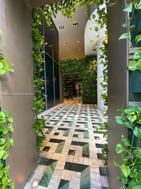 801 SMA DESIGNER SUITES C - Residential