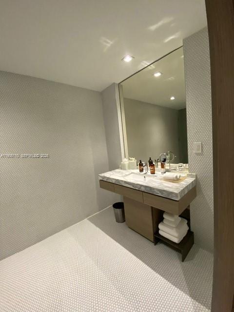 801 SMA DESIGNER SUITES C - Residential