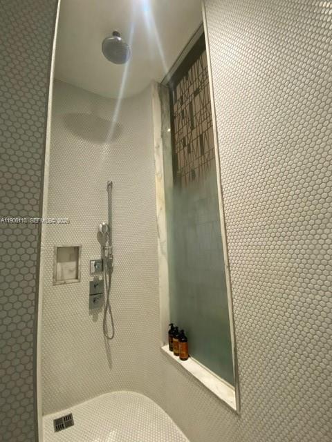 801 SMA DESIGNER SUITES C - Residential