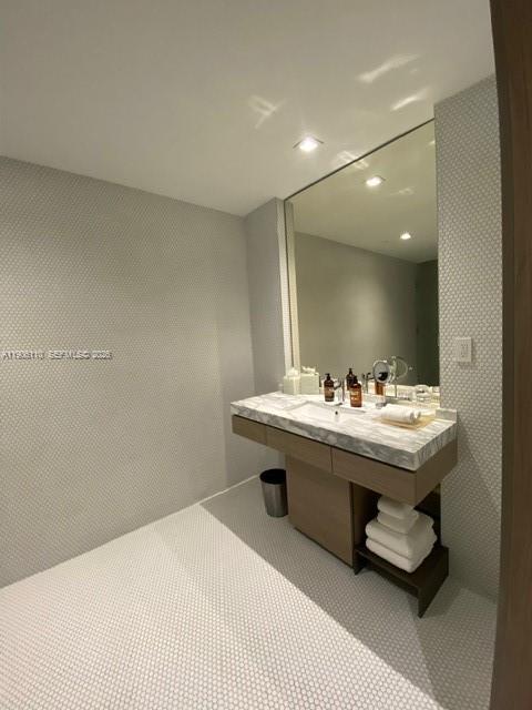 801 SMA DESIGNER SUITES C - Residential