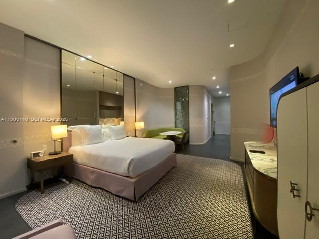 801 SMA DESIGNER SUITES C - Residential