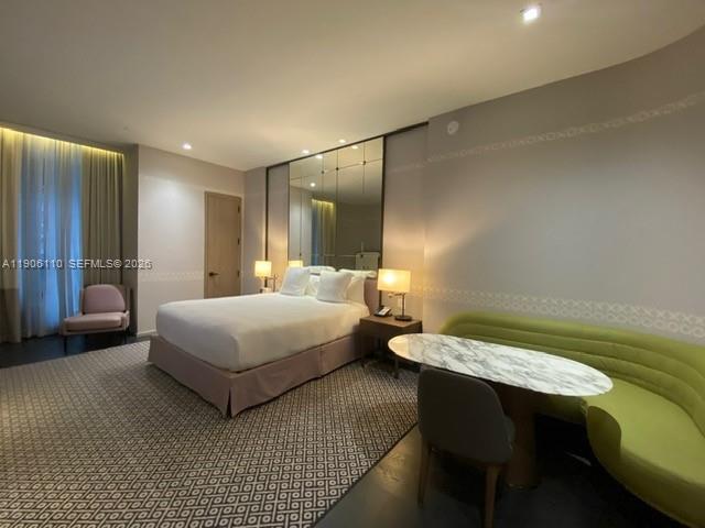 801 SMA DESIGNER SUITES C - Residential