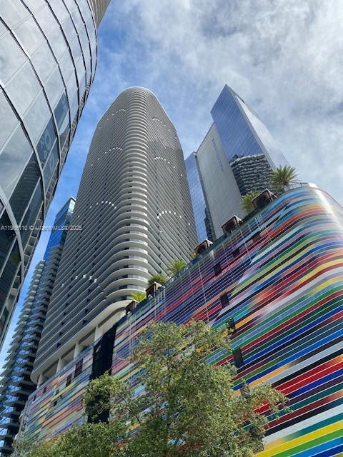 801 SMA DESIGNER SUITES C - Residential