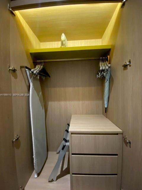 801 SMA DESIGNER SUITES C - Residential