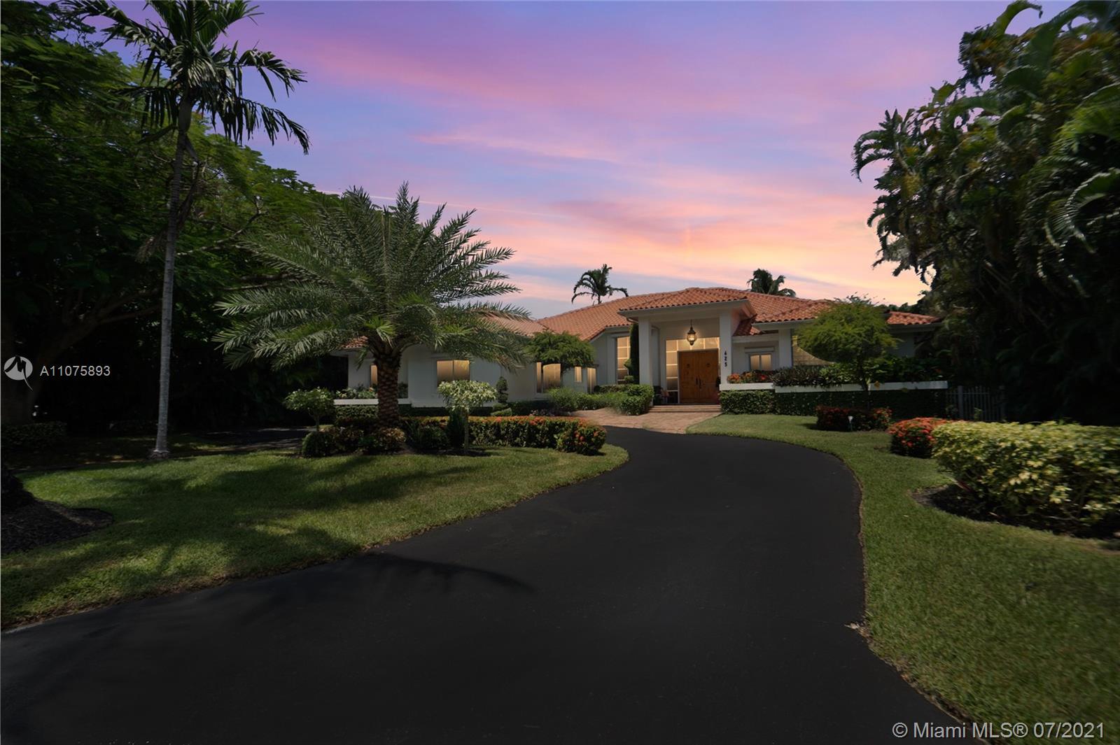 GOLDEN BEACH SEC F - Residential