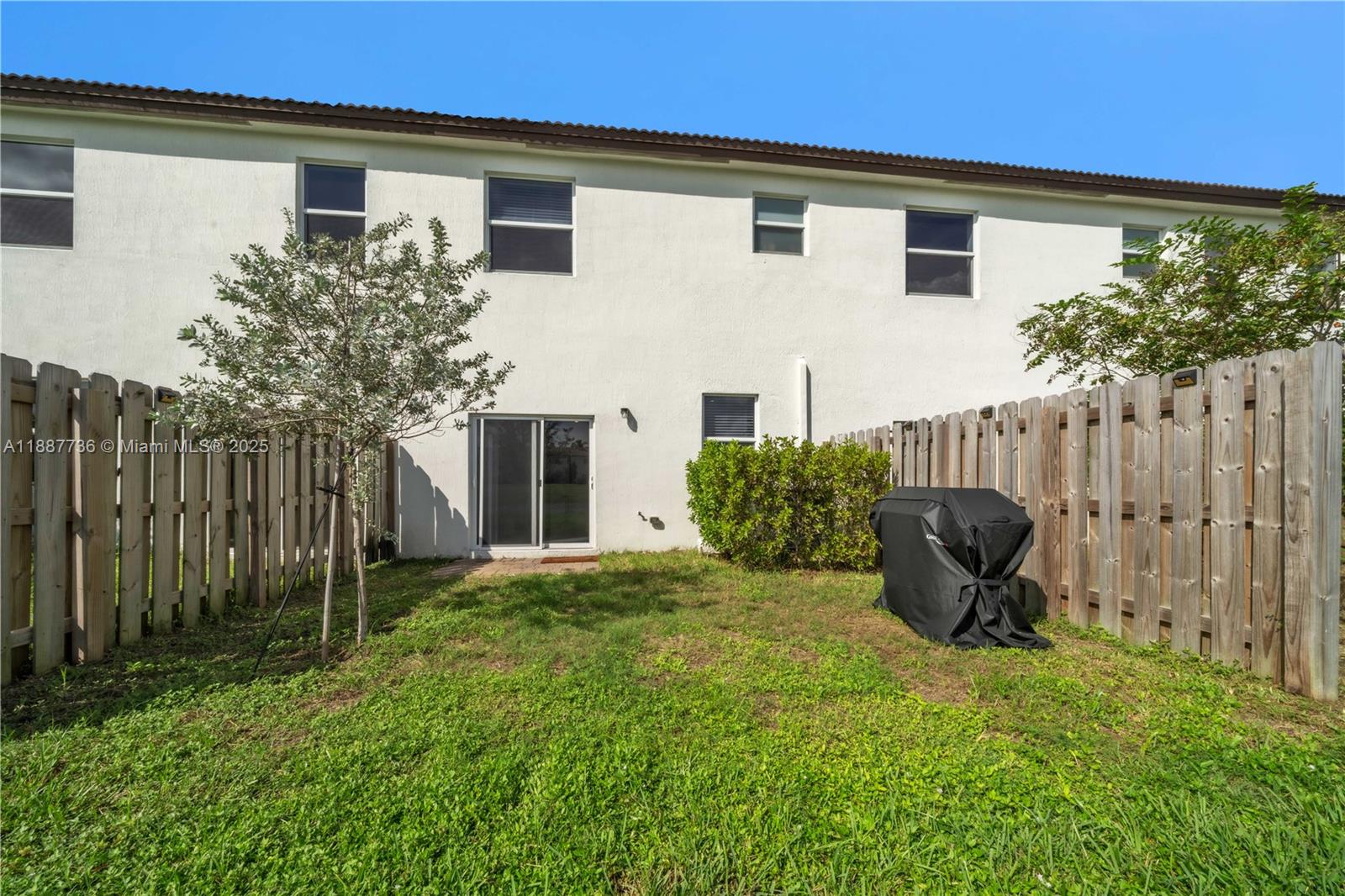 GOLF PARK SEC 1 - Residential