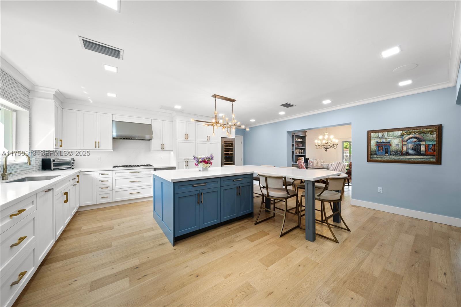 CORAL GABLES RIVIERA SEC - Residential