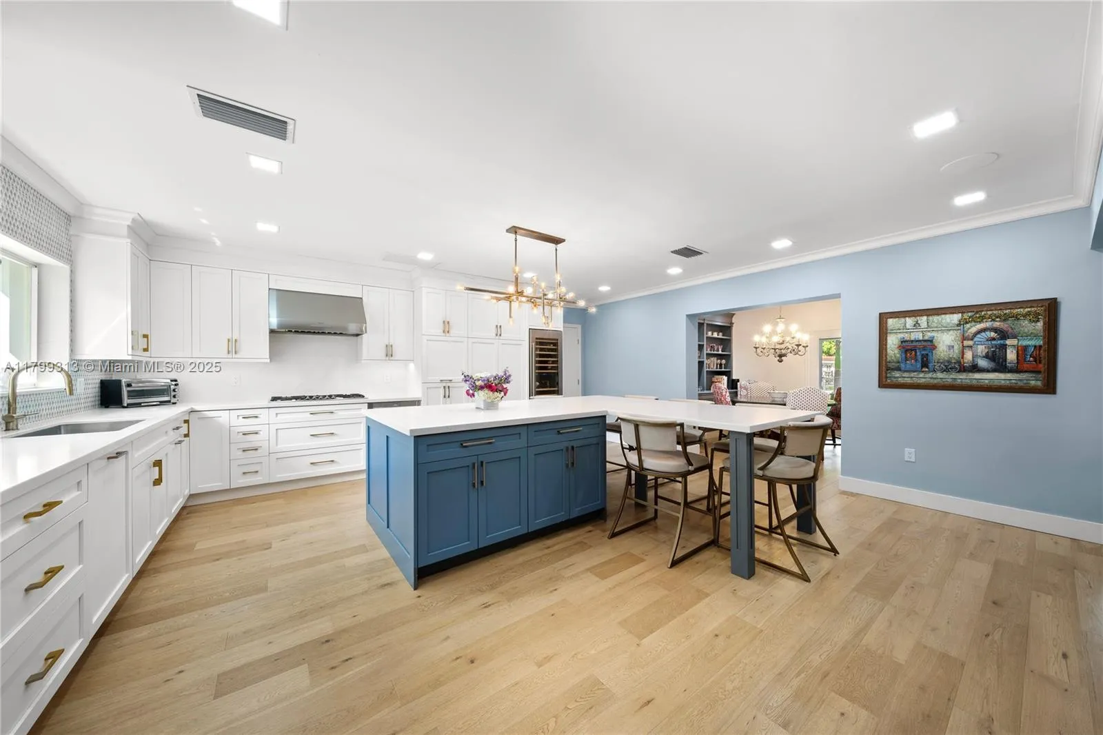 Coral Gables, Florida 33146, United States, 4 Bedrooms Bedrooms, ,4 BathroomsBathrooms,Residential,Active,125740