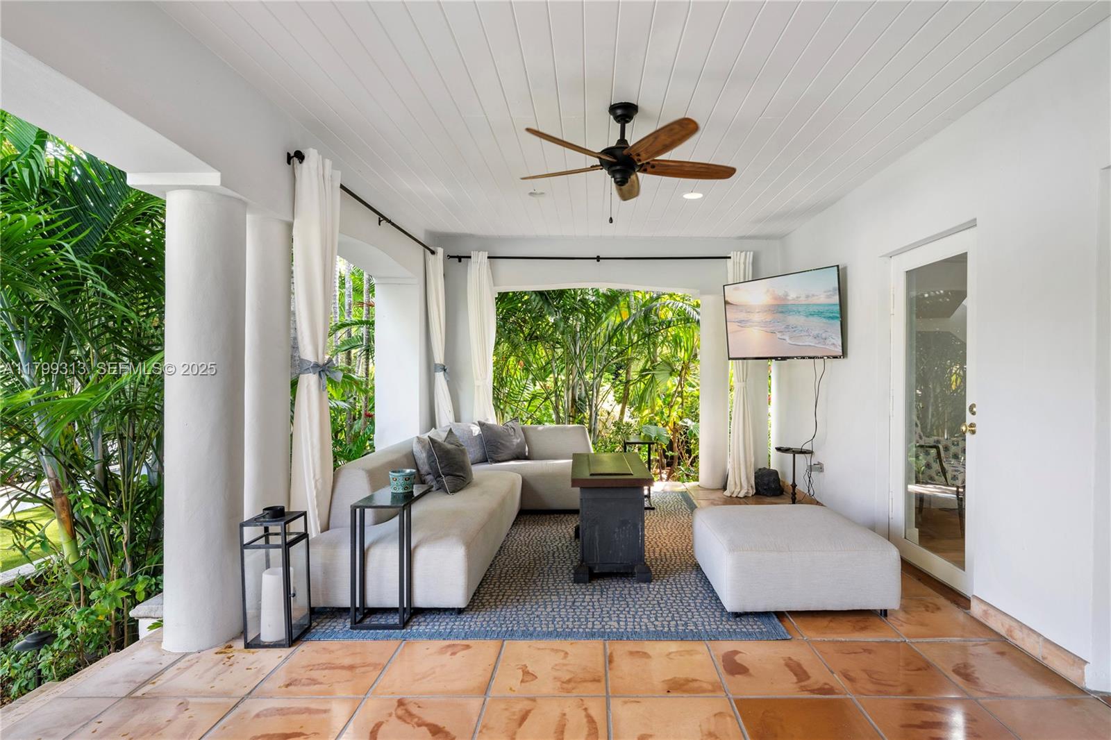 CORAL GABLES RIVIERA SEC - Residential