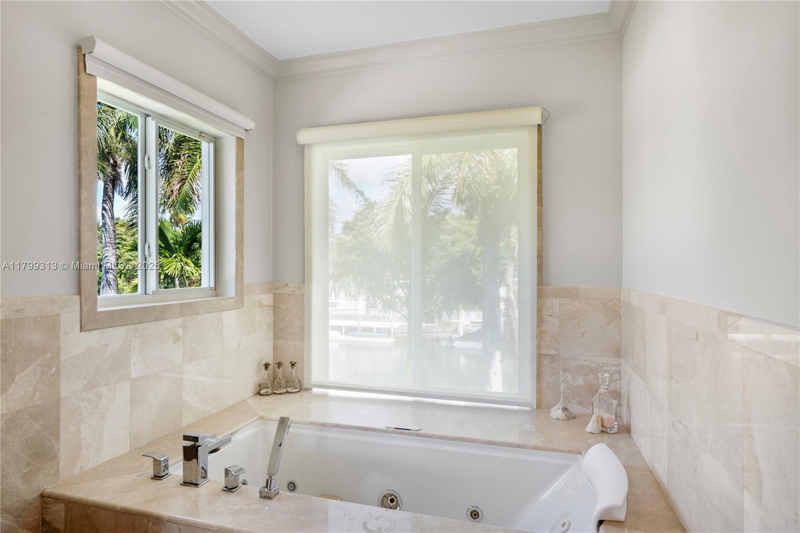 CORAL GABLES RIVIERA SEC - Residential