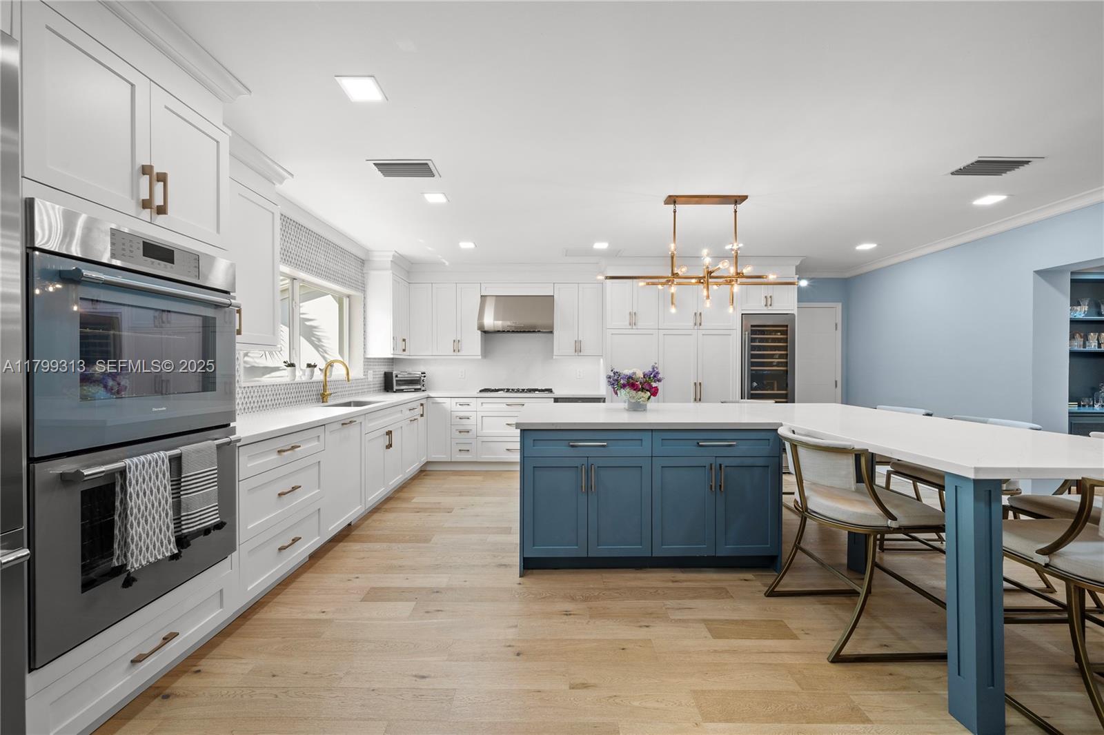 CORAL GABLES RIVIERA SEC - Residential