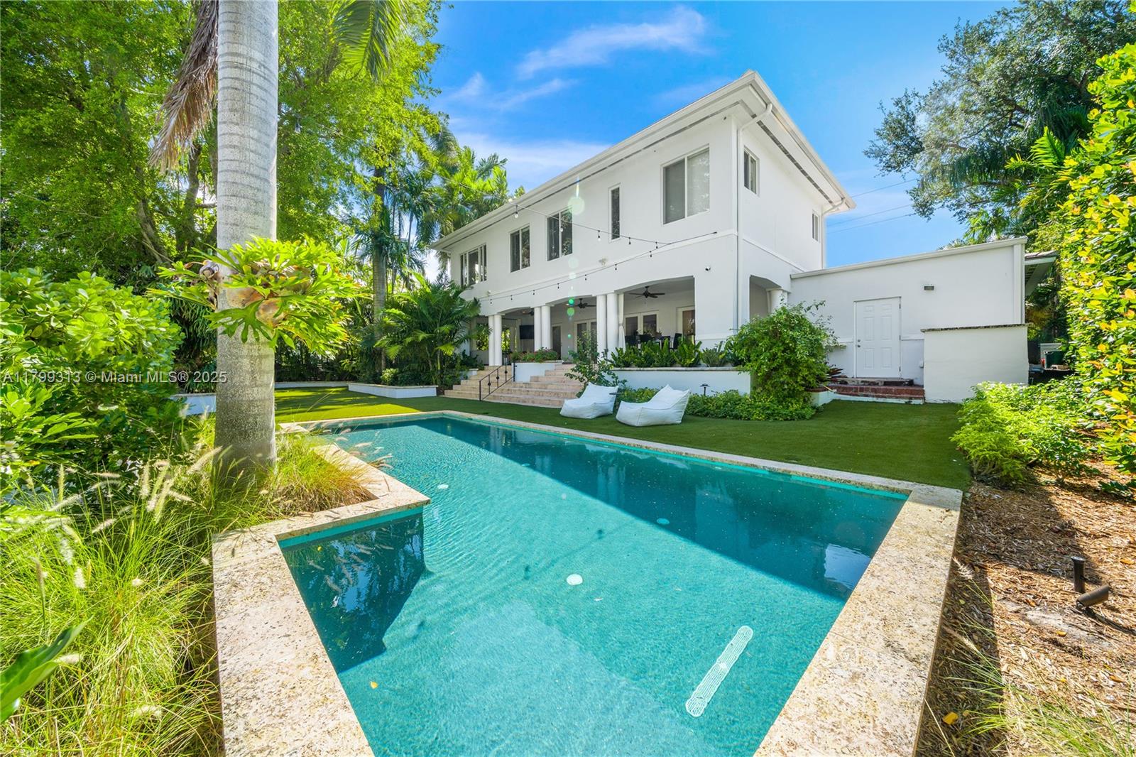 CORAL GABLES RIVIERA SEC - Residential