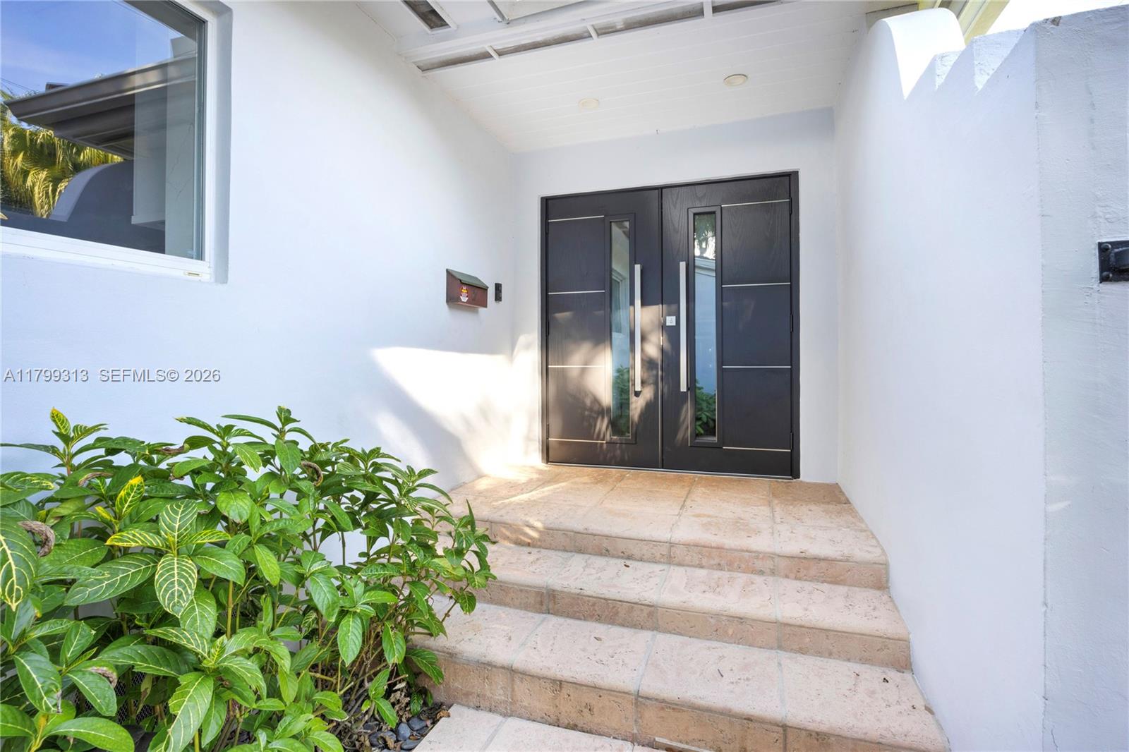 CORAL GABLES RIVIERA SEC - Residential