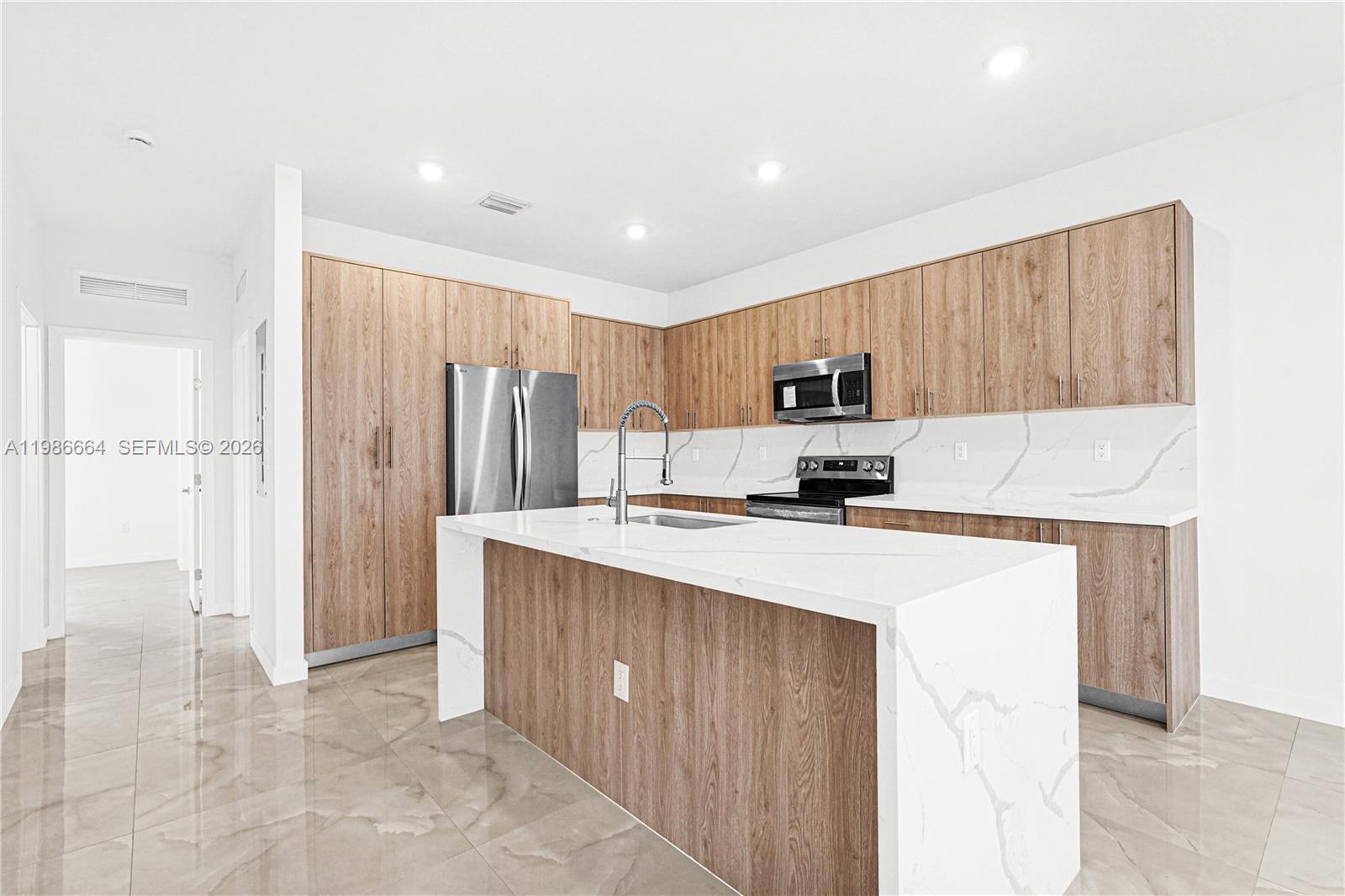 CHLOE ESTATES - Residential