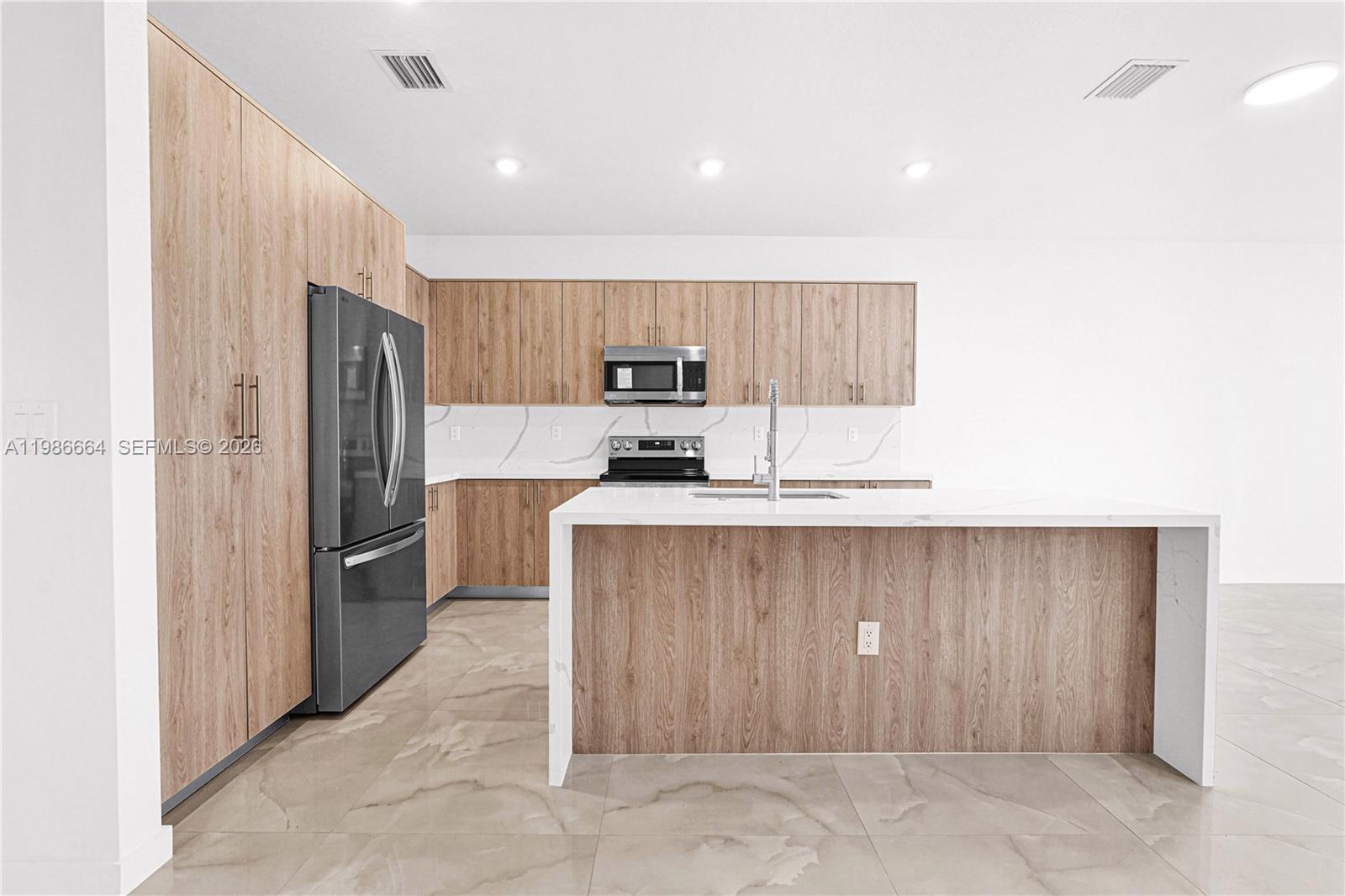 CHLOE ESTATES - Residential