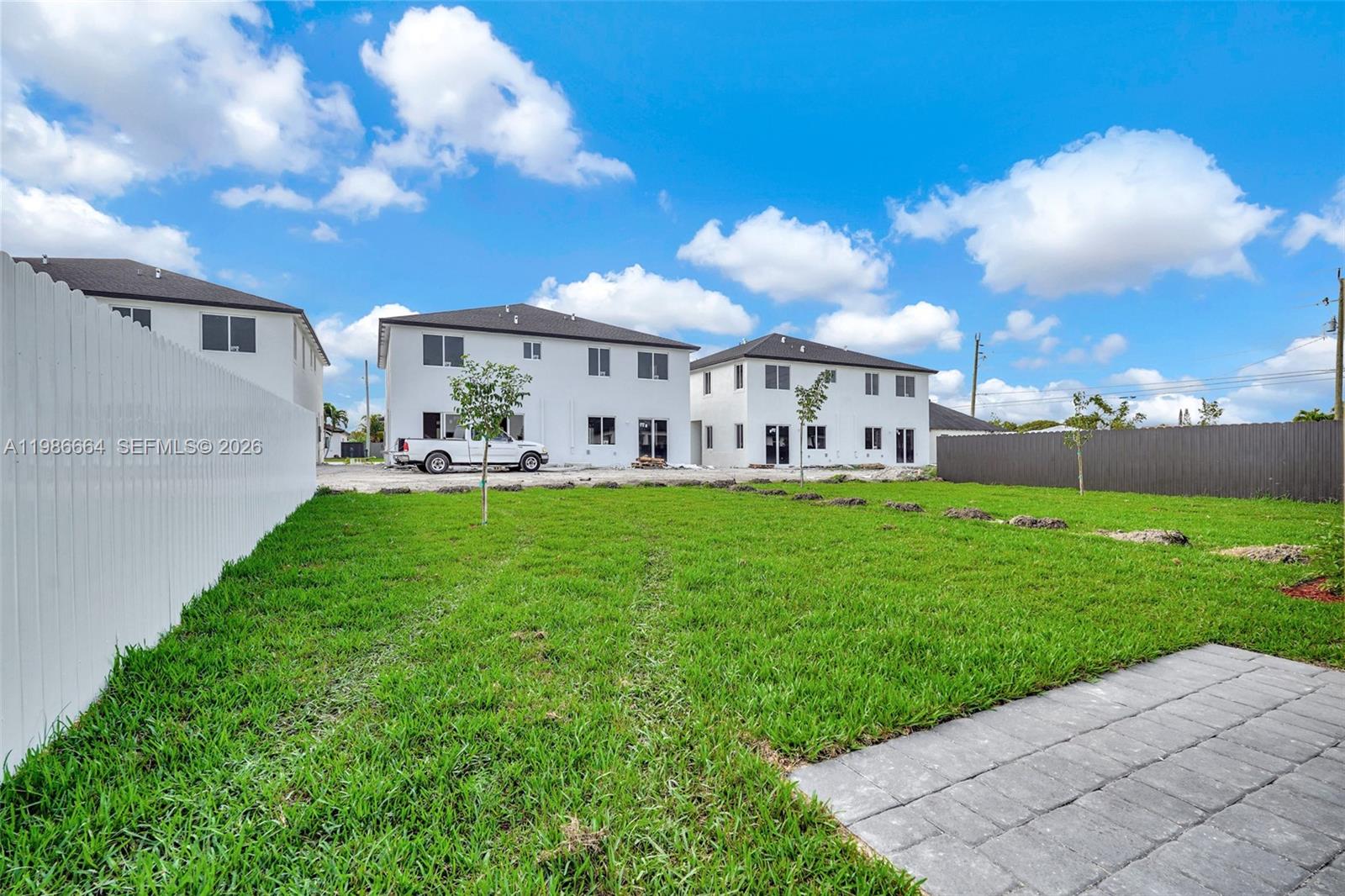 CHLOE ESTATES - Residential