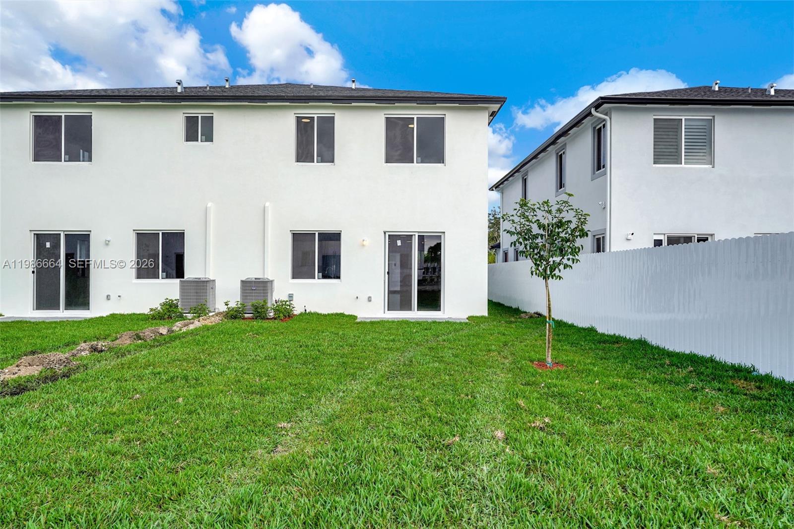 CHLOE ESTATES - Residential