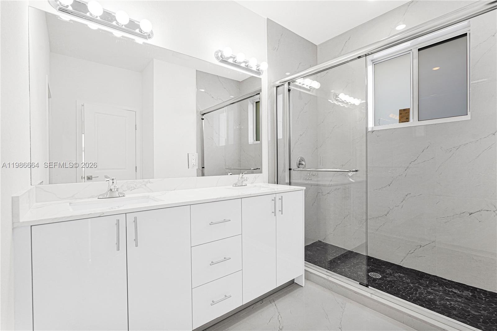 CHLOE ESTATES - Residential